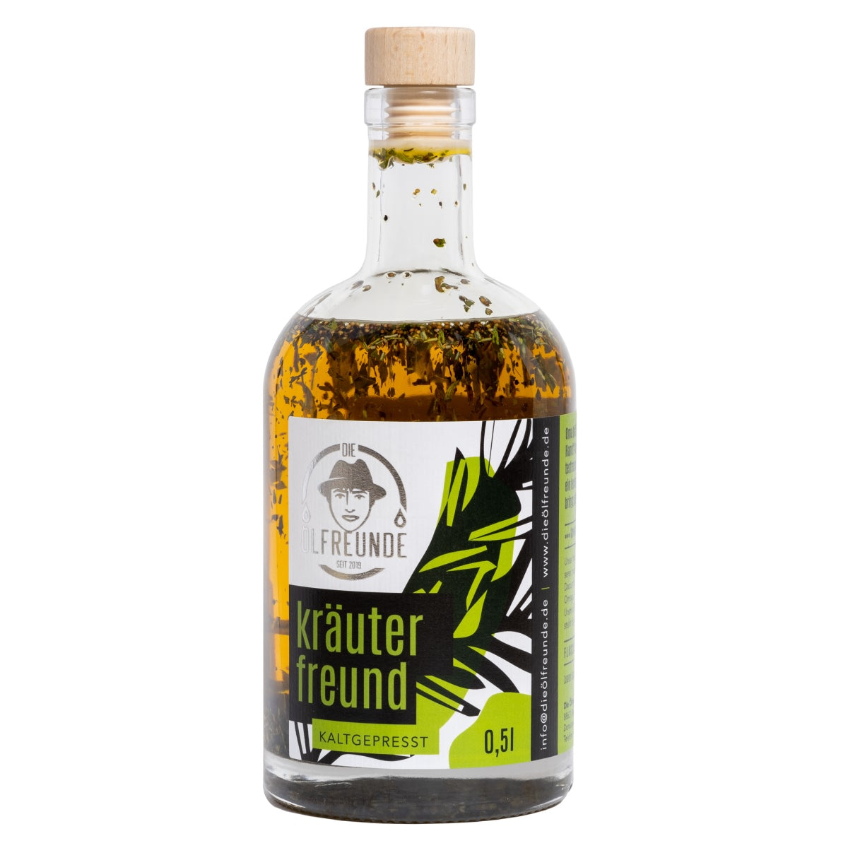 500-ml-Flasche kaltgepresstes Kräuteröl mit Kräutern wie Rosmarin, Estragon, Basilikum, Thymian und Bohnenkraut von Marke Die Ölfreunde.